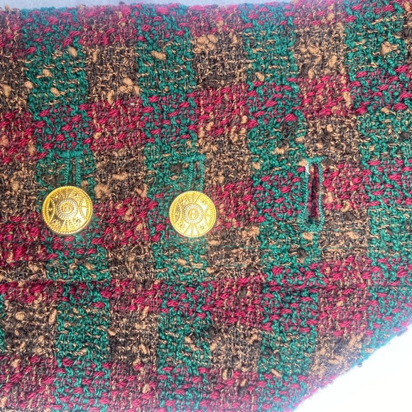 💎Chic CHANEL jacket from the 90’s. Luxury never goes out of style! 💎 - Picture 5 of 6